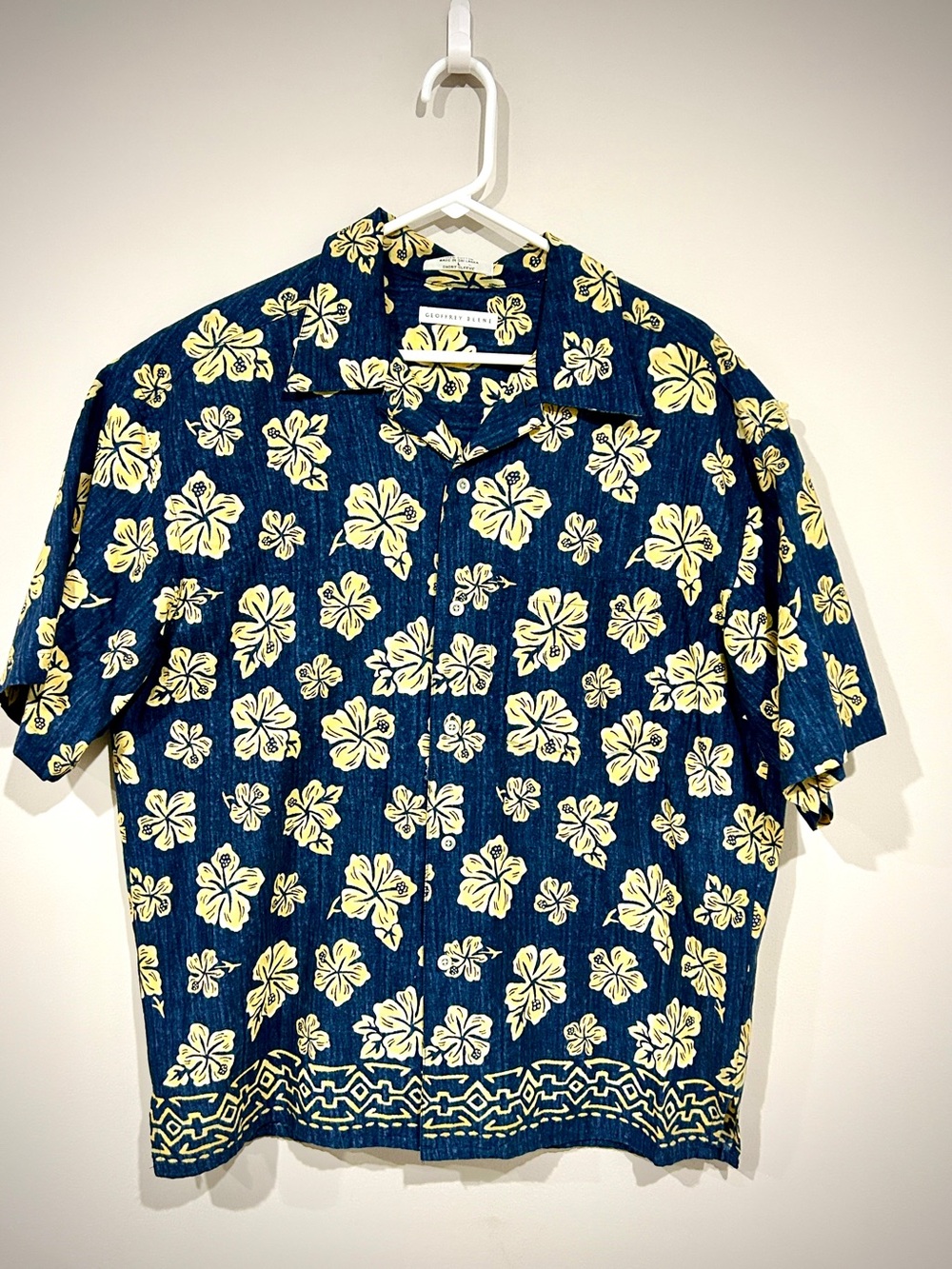 Geoffrey Beene Navy & yellow Floral Camp Shirt L